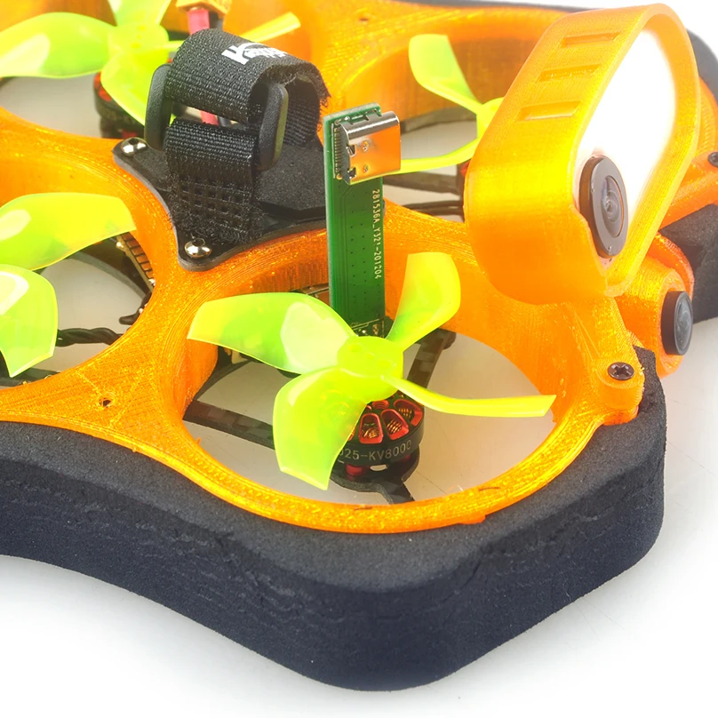 

Happymodel CINE8 85mm Brushless Cinewhoop DIY KIT EX1202.5 KV8000 MCU upgraded to EFM8BB21 5.8G 400mw VTX ANT 1200tvl Camera