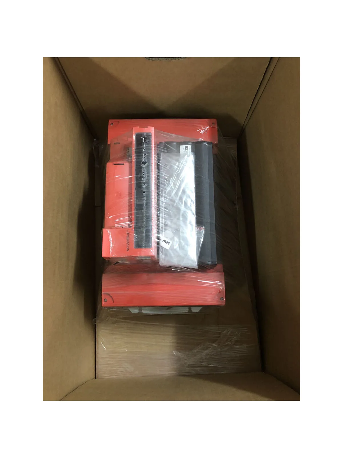 

Новинка в коробке MDX61B0370-5A3-4-0T Sew Eurodrive Servo Driver / Drive