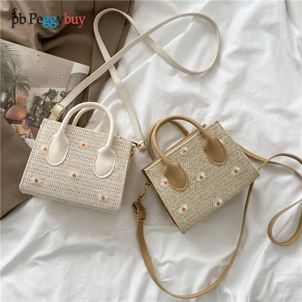 

Women Straw Woven Shoulder Messenger Bag Daisy Embroidery Fashion Ladies Handbag Summer Shoulder Bag for Women Wallet