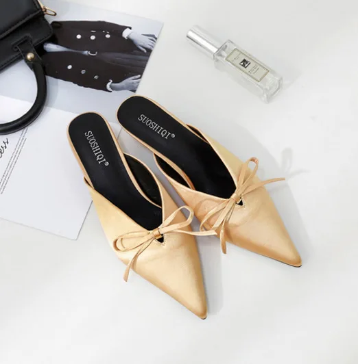 Тапочки с острым носком женская обувь на каблуке кошка шелковые шлепанцы без