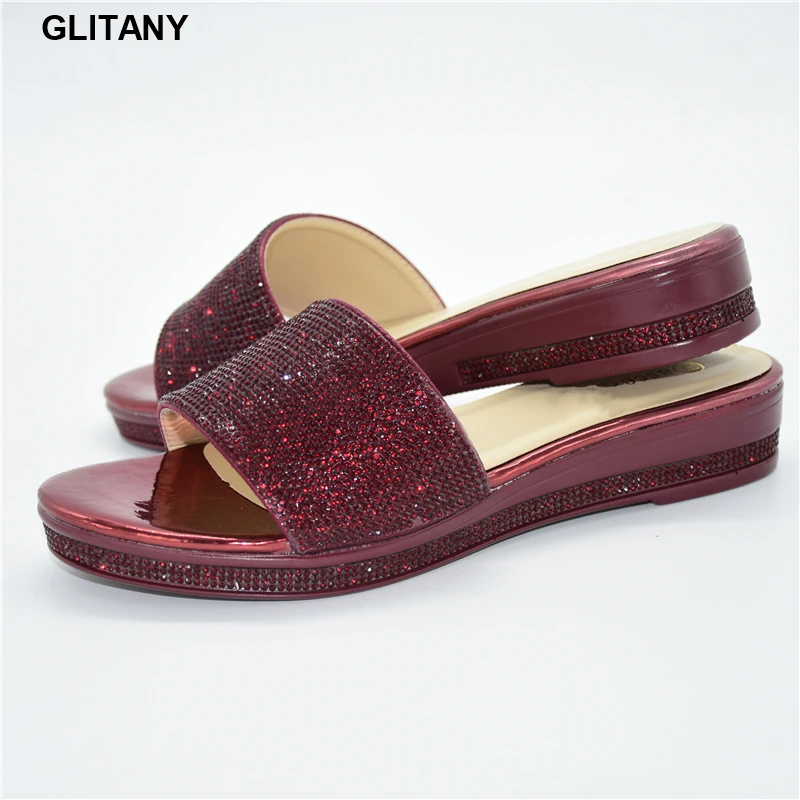 Новые Роскошные Стразы Свадебная вечеринка Весенняя обувь с резным узором на