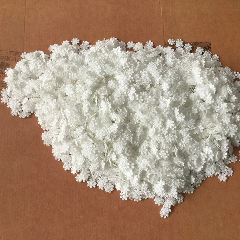1 bag 5000pcs Embroidery lace small flower applique for sewing apparel and hometextile DIY stiching accessory | Дом и сад