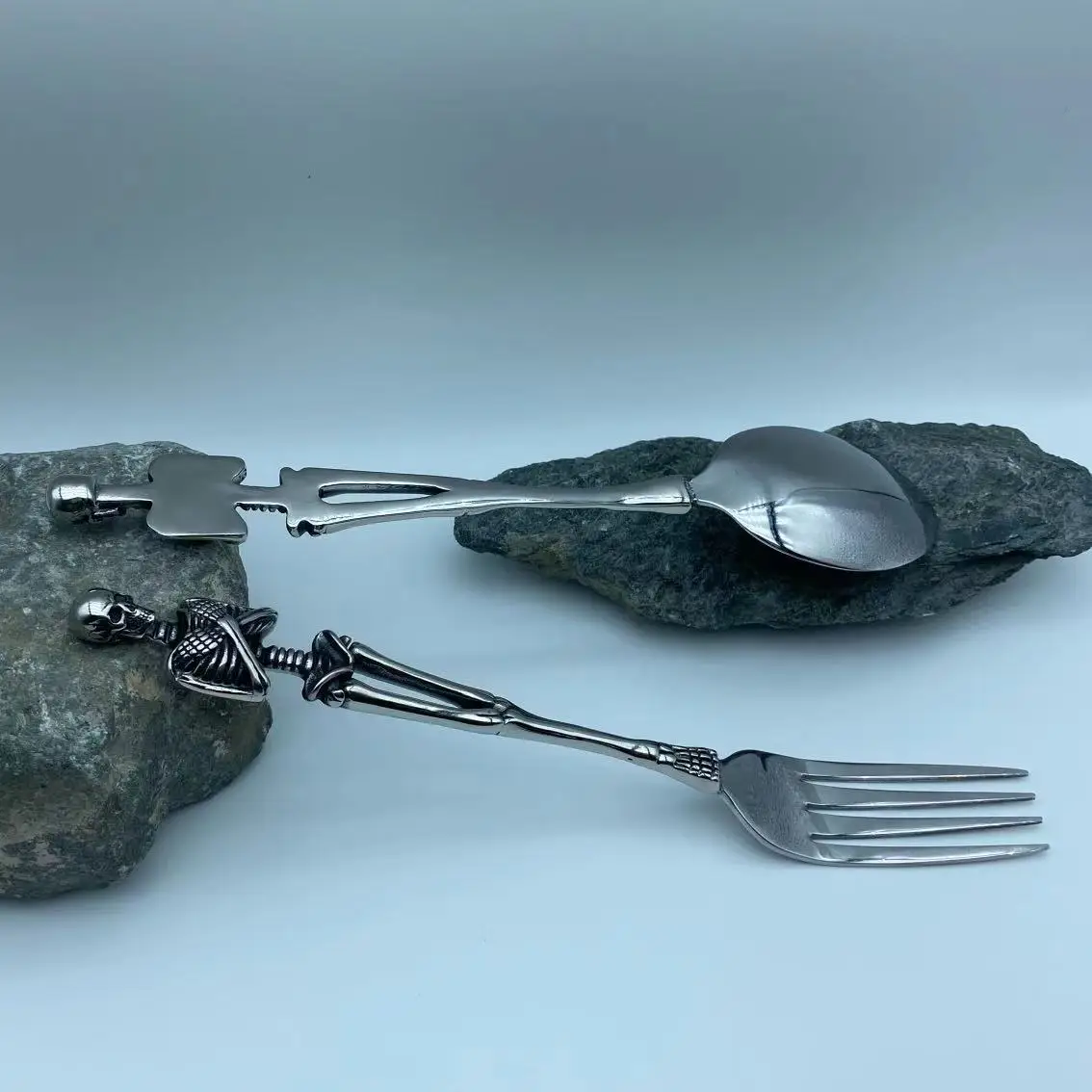 stainless steel skull men fork and spoon jewelry accessories personality fashion charm unique titanium for dinner tool as gift | Украшения