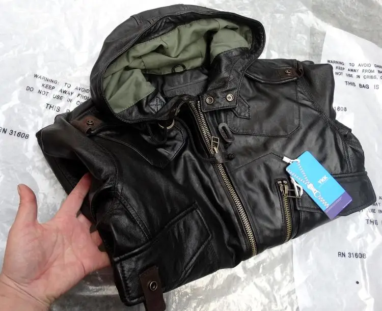 Мужская куртка из натуральной овечьей кожи черная классическая пилота в стиле