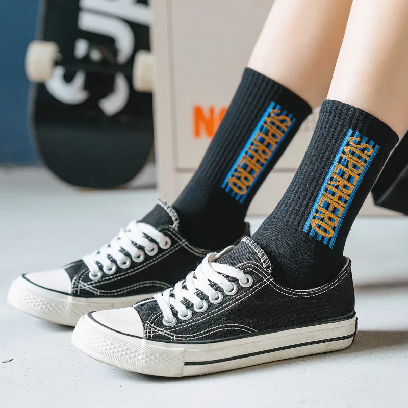 

Creative Stockings Women Cotton Ins Middle Tube Skateboard Personality Spring and Autumn Creative Socks Designer Socks Harajuku