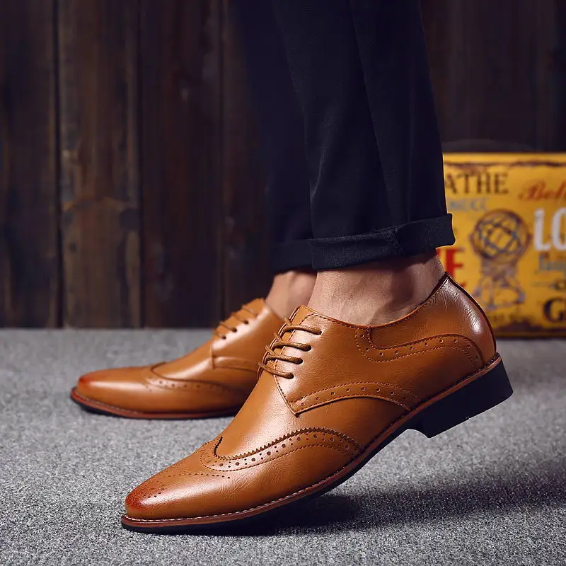 Туфли мужские свадебные на шнуровке классические заостренный носок броги