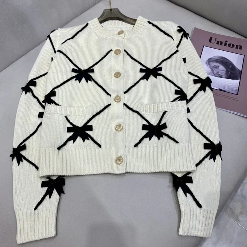 

Новинка Осень 2021, женский роскошный брендовый пуловер с вышивкой, женские модные вязаные топы с длинным рукавом, Повседневный шерстяной кар...