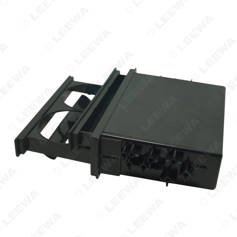 Автомобильная универсальная установка LEEWA для установки на радиоприемник CD