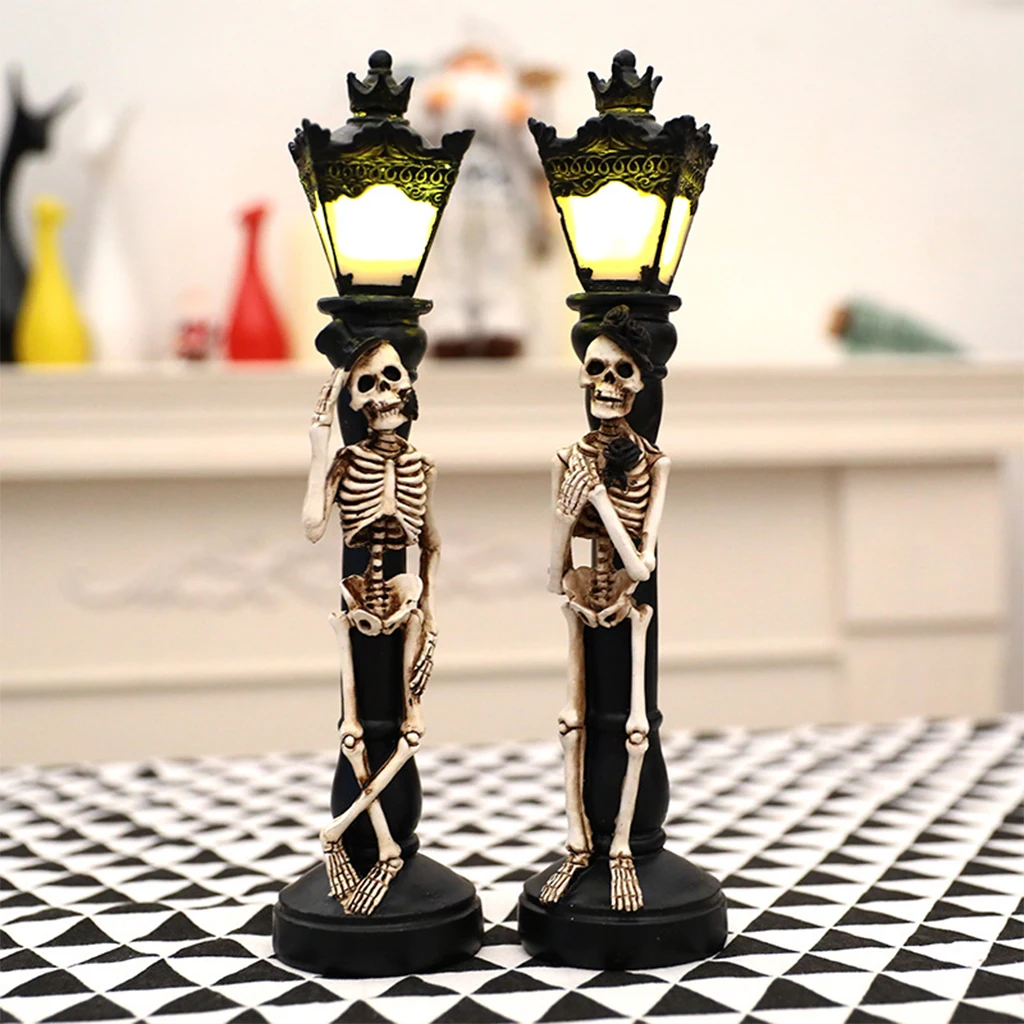 

Spooky Halloween Skull Table Light Desk Lamp Toy Celebration Decoration Festival Supply Props