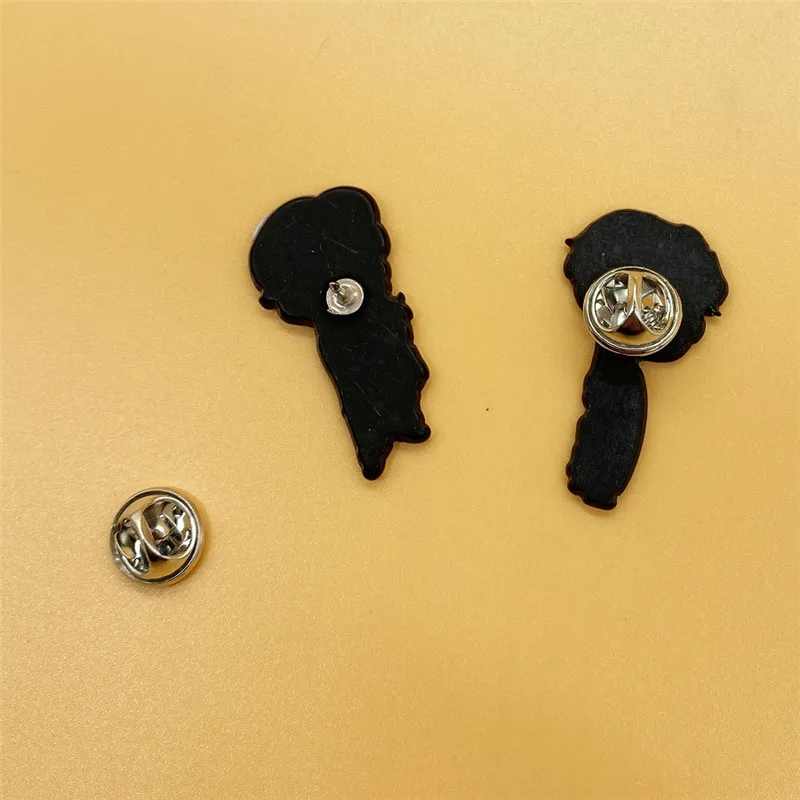 

Kpop Bangtan Boys JK Acrylic Brooch Pin Coat Hat Bag Cloth Decorations Fashion Jewelry Party Garment Accessories 3.5*4CM