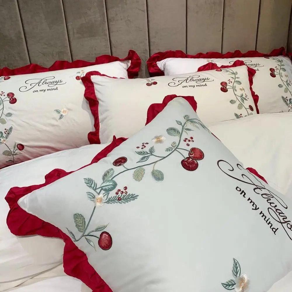 

HOME-2021-White and red embroidered Egyptian cotton house de couette and pillow cases bedding set duvet cover