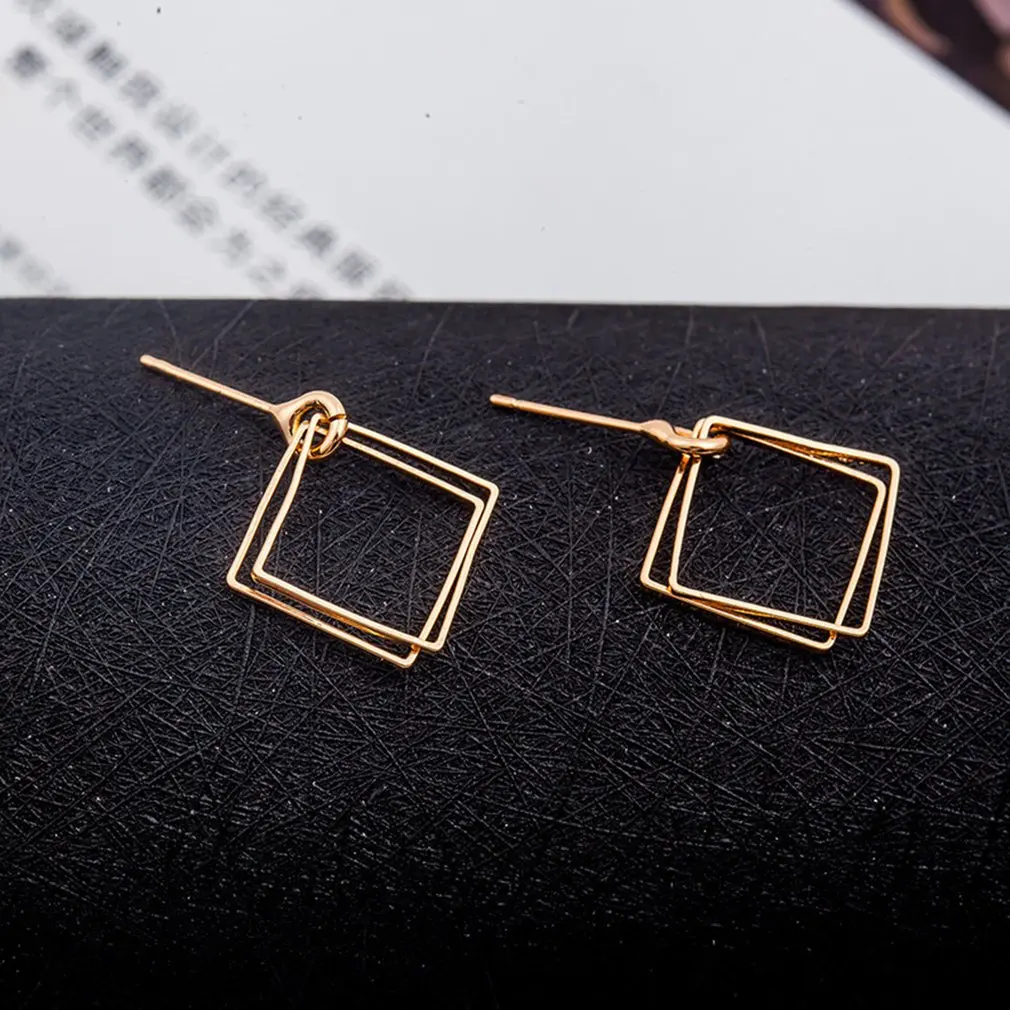 Ретро минималистичные геометрические ажурные квадратные серьги-гвоздики