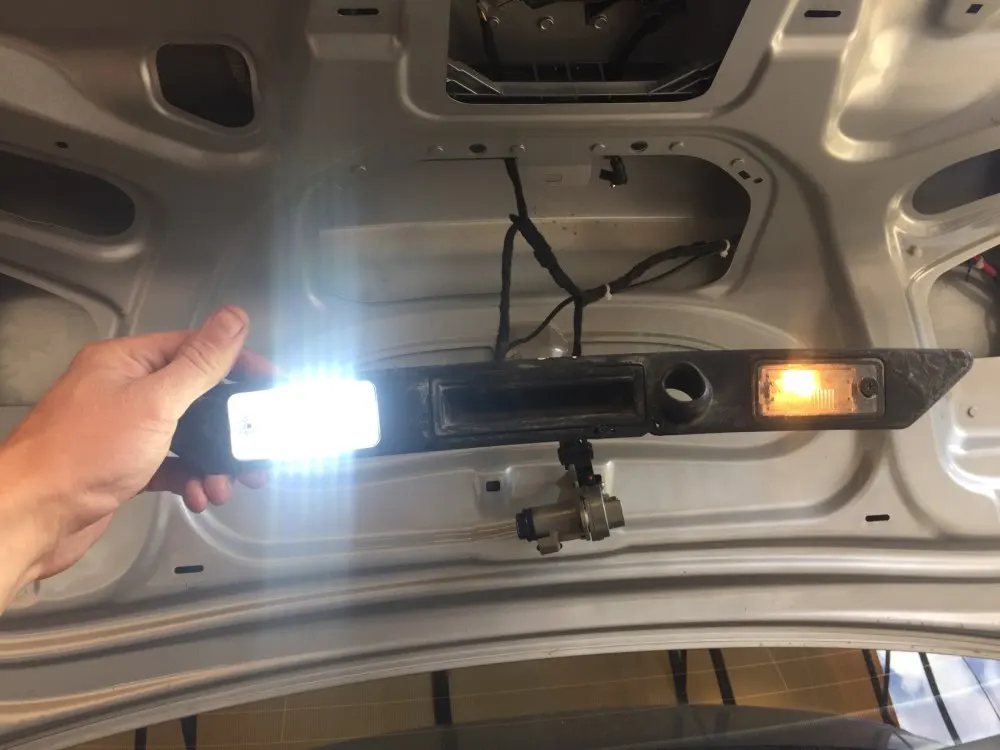 2 шт. 18 SMD 3 Вт Светодиодная лампа пластина авто лампы номерного знака светильник белого цвета для Audi A4 A6 C6 Rs4 Rs6 Q7 A3 S3 S4 B6 B7 S6 A8 S8 02-09