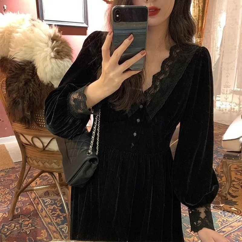 French Vintage Dress Women Lace Velvet Black Elegant Party Dress Female Autumn 2020 High Waist Long Sleeve Midi Gothic Dress