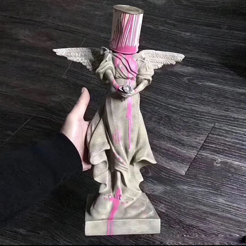 

Banksy Mand Kaws Iron Bucket Angel Splashing Paint Sculpture H36*W20*L12cm