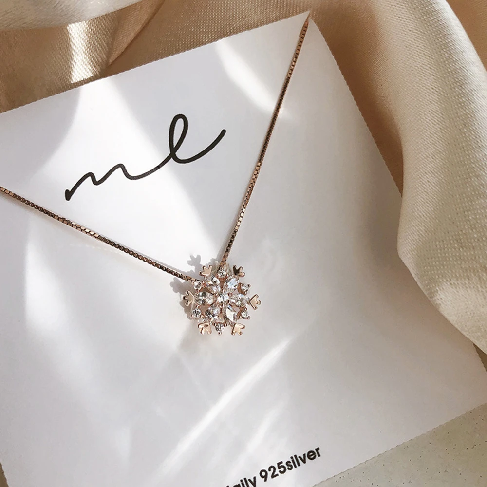 

Cubic Zircon Snowflake Pendant Necklace Fashion Clavicle Chain Rose Gold Silver Color Necklace For Women Girls Gifts