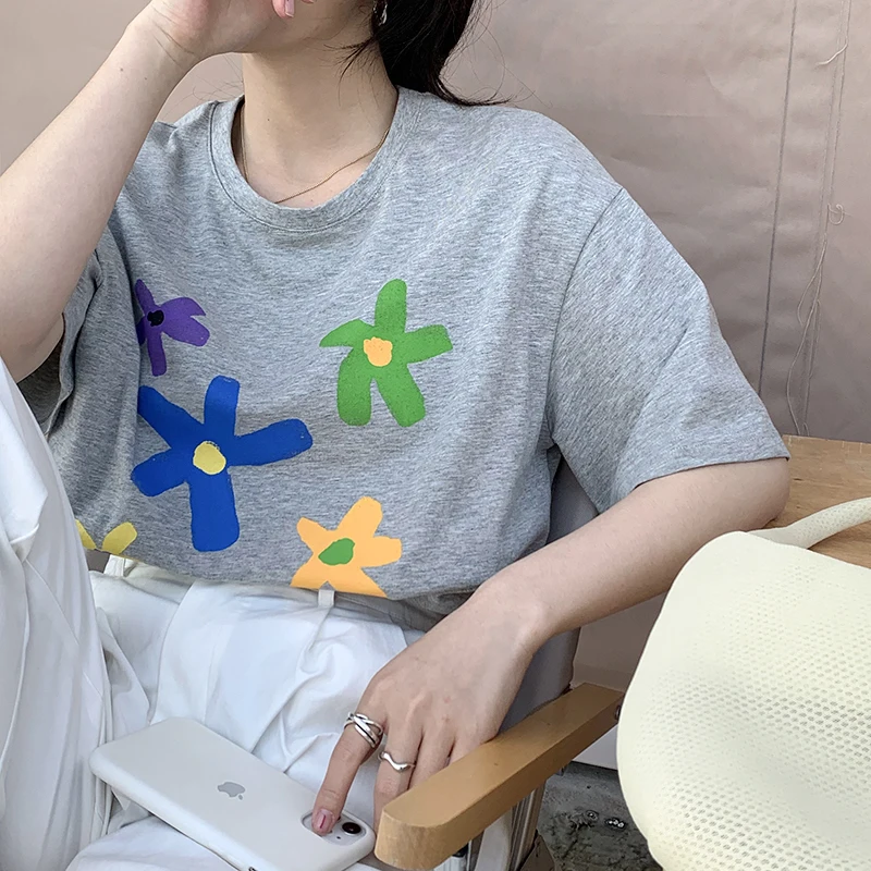 

2021 Summer Funny Women T Shirt Candy Color Floral Printed Short Sleeve Round Neck T-shirt 2 Colors