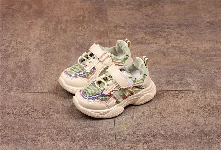 

Fashion Boys Girls Kids Children Air Mesh Breathable Light Weight For Students Sports Shoes New Autumn 2021 Hot Casual 26-36