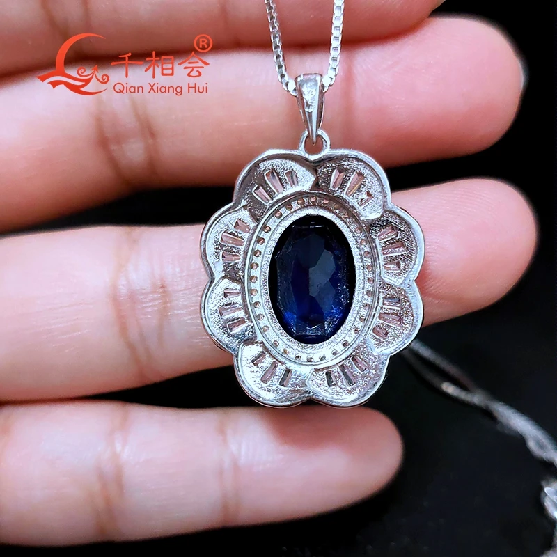Ожерелье из серебра 925 пробы с искусственным синим сапфиром и основным камнем 10*14