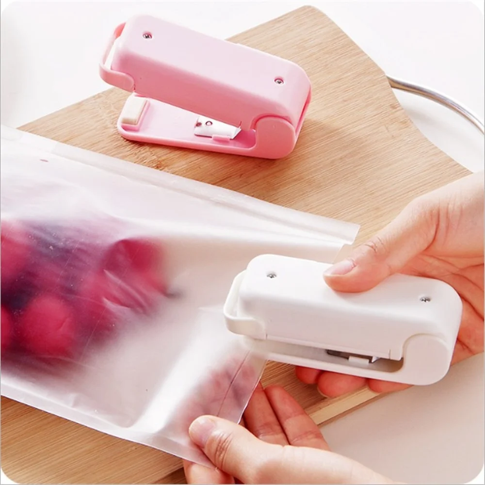 

Portable Mini Heat Sealer Household Food Snacks Plastic Bag Sealing Machine Food Packaging Kitchen Storage Bag Packing Clips