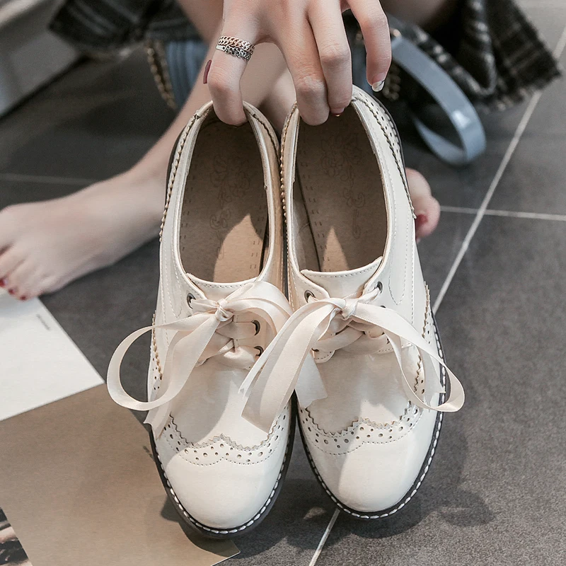 spesifikasi Pantofel Wanita Pergelangan Kaki BootsPlatform Hitam Sepatu Kulit Asli Musim Gugur Kartun Animasi Sepatu Untuk Wanita Sepatu