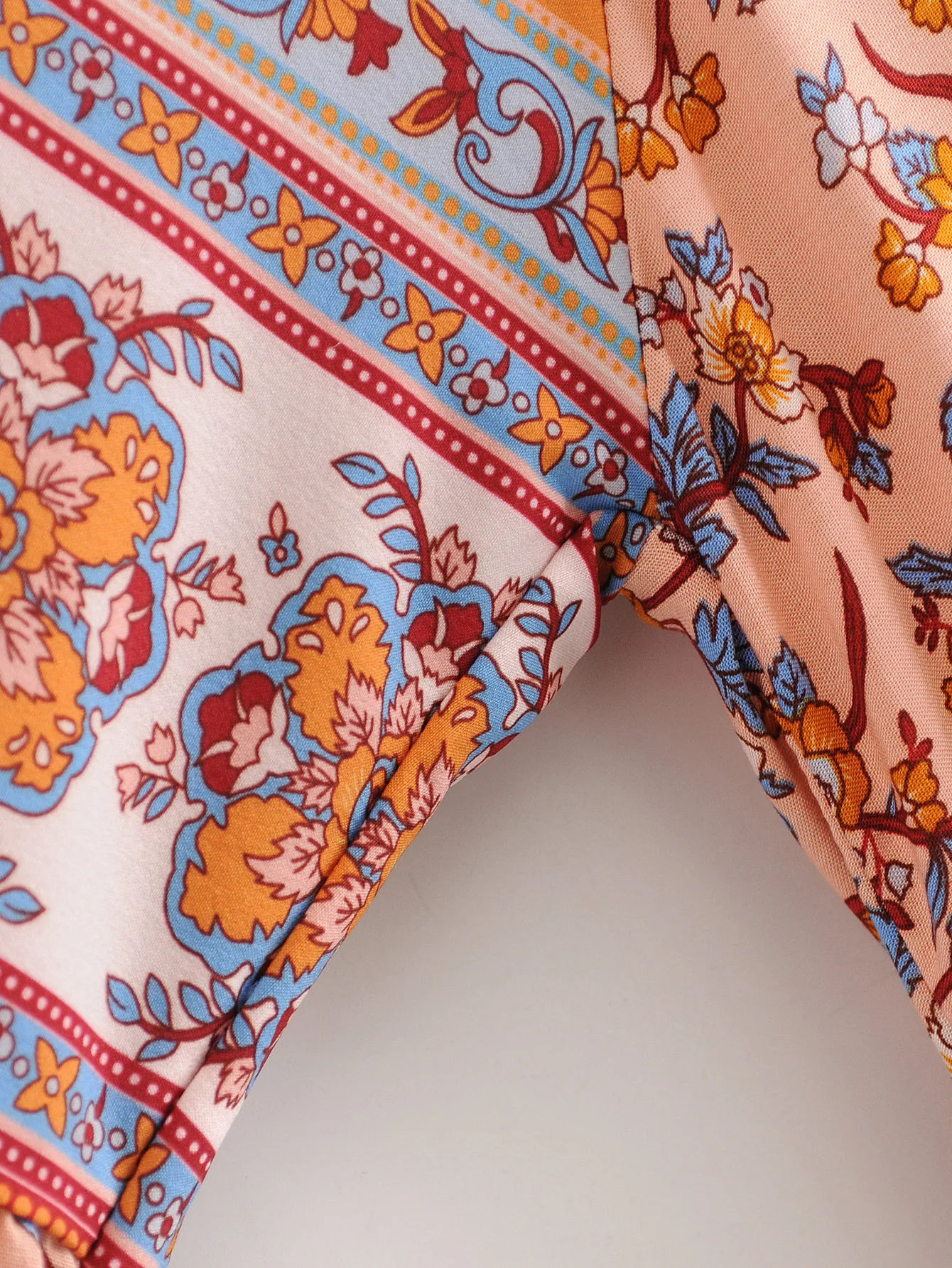 Блузка женская с цветочным принтом длинным рукавом и круглым вырезом | Женская