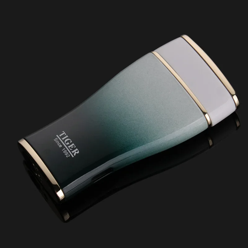 Струйная ультратонкая Зажигалка радужного цвета турбо Бутановая газовая