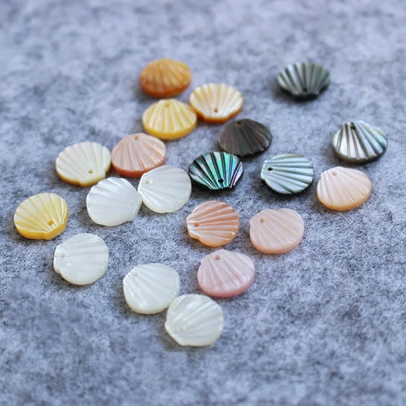 10Pcs/Lot 10x11MM Natural Seashell Beads Scallop Shape Yellow Pink Shell Beads For DIY Earrings Necklaces Charm Jewelry Pendants