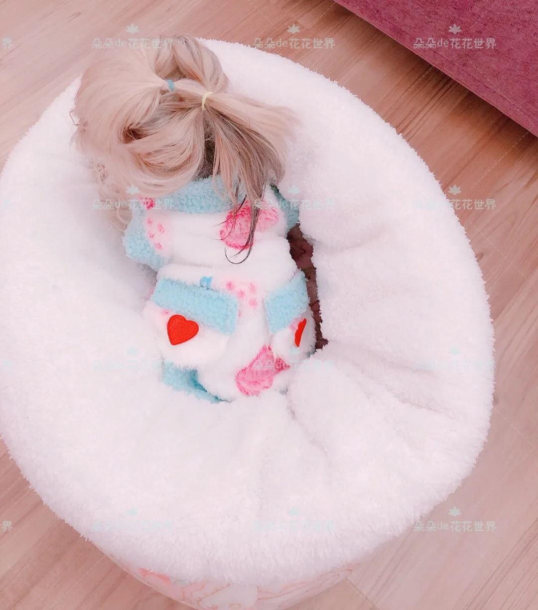 

Designer Pet cat dog clothes luxury autumn winter plus velvet warm jacket Yorkshire pony Teddy cartoon sweater for small dogs