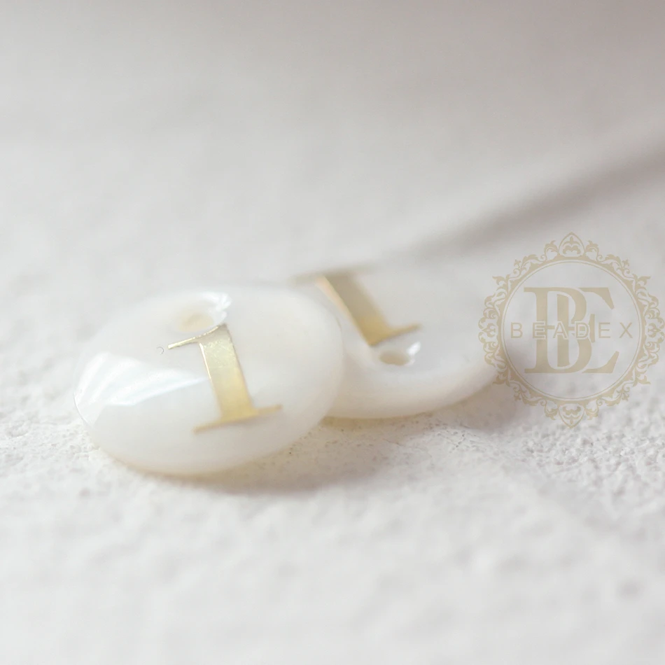 

2 Pieces Natural Shell with Gold Number Charm - 11mm (B210-1)