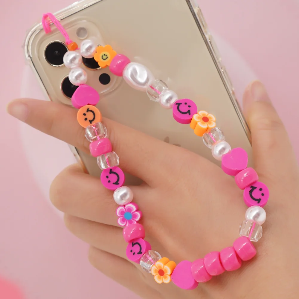 

Lovely Acrylic Pink Love Heart Shape White Imitation Pearl Soft Pottery Smiley Flower Women's Mobile Phone Lanyard Chain Jewelry
