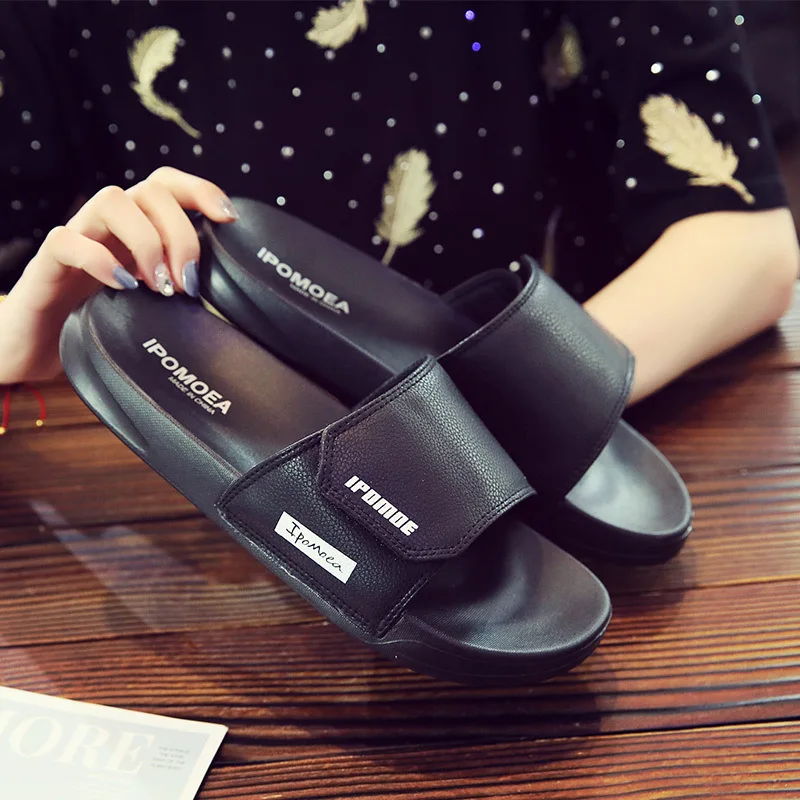 

2021 Summer New Men's Sandals Outdoor Casual Sandals and Slippers Mens Slippers PVC Men's Non-slip Soft Bottom Shoes