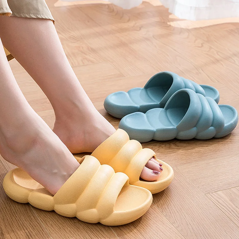 

Hot Beach Slippers Female Summer Home Indoor Mute Sandals Men's Shoes Bathroom Non-Slip Slides Soft-Soled Flip Flops Wholesale