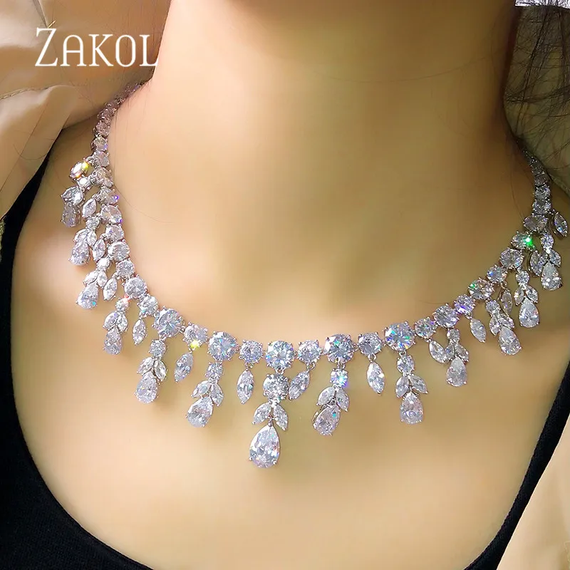 ZAKOL сверкающие прозрачный в форме капли воды серьги с кубическим цирконием