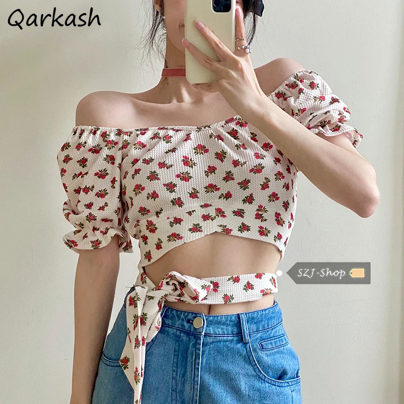 

Блузка женская с цветочным принтом, укороченный топ во французском стиле, с воротником-лодочкой, на шнуровке, с пышными рукавами, модная вин...