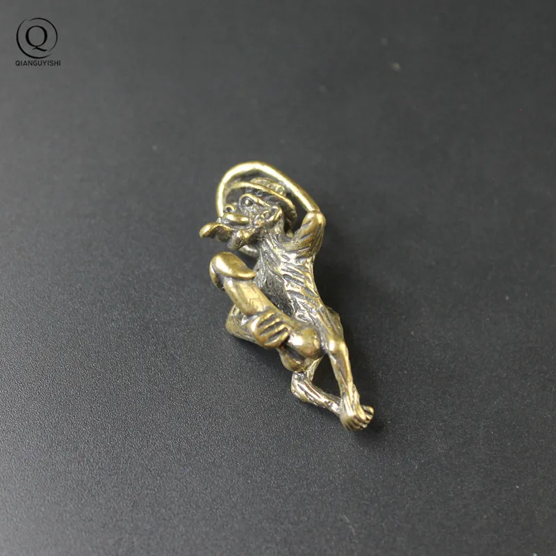 Латунный брелок с изображением озорной обезьянки большого гениталии для