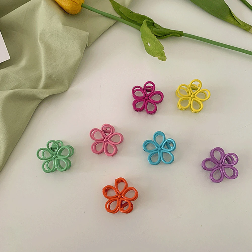 

New Hair Claws Cute Girls Mini Hair Clip Candy Color Flower Shape Hairpin Lovely Baby Kids Women Hair Accessories Styling Tools