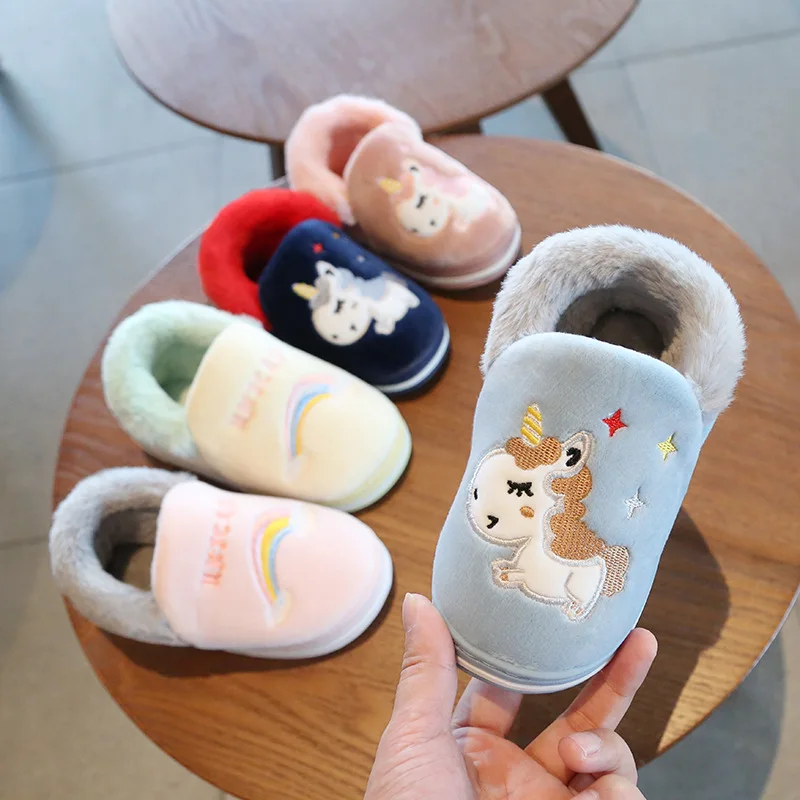 

2019 New Boys And Girls Winter Warm Home Slippers Non-Slip Plush Soft Bottom Unicorn Rainbow Full Surrounded Home Shoes