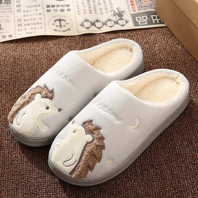 light gray Hedgehog Женские зимние домашние тапочки; обувь с рисунком кота; Нескользящие мягкие зимние теплые домашние тапочки; домашняя обувь для влюбленных пар - Цвет: light gray Hedgehog