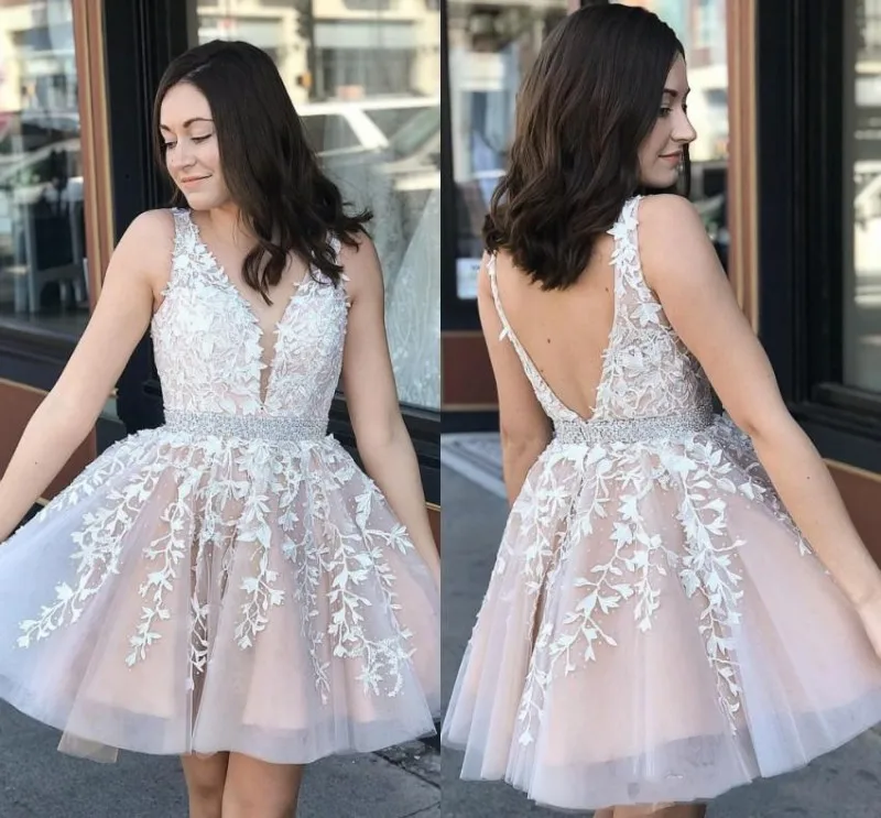 

Hot Sell Blush Pink Mini Short Homecoming Dresses Cocktail Dress V Neck Appliques Tulle Knee Length Prom Party Gowns Cheap