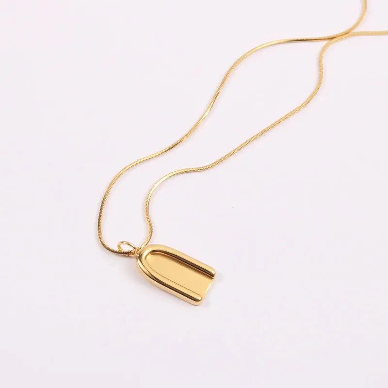 

High End Stainless Steel Jewelry Simple Tags Pendant Necklace For Women