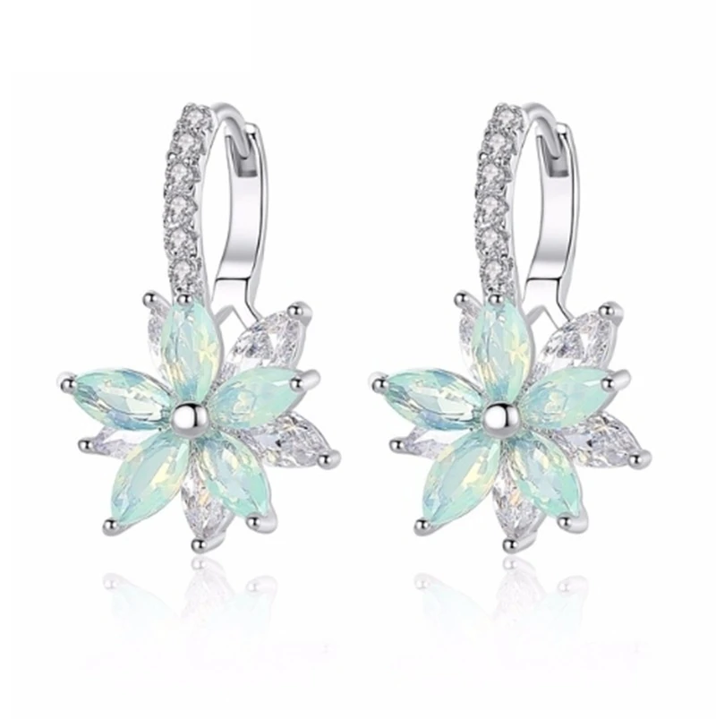 

New Luxury Silvery Sunflower Clip Earrings for Women Silvery Color White Earrings Fashion Wedding Office Jewelry