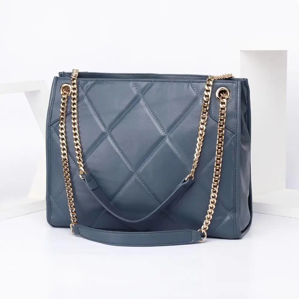 

free shipping 2020 the new style diamond lattice fashion causel genuine leather sheepskin women one shoulder bag 3 color 32cm