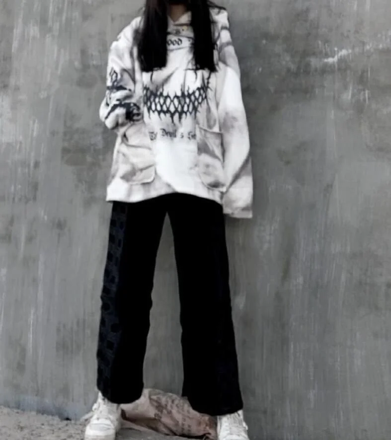 

White round neck hooded Pullover Sweater schoolgirl evil smile print dark tie dye oversized top