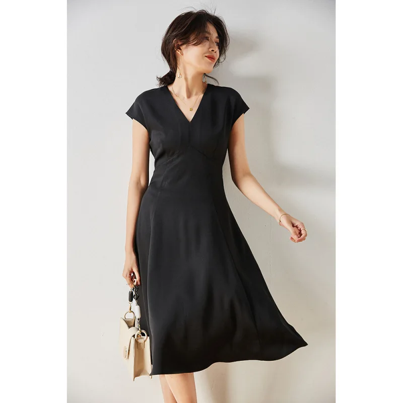 

New Summer Style Temperament Slimming Waist Acetic Acid Little Black Dress V-neck Umbrella Hem Belt Skirt Female