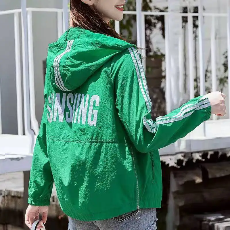 

Summer Sun-Proof Clothing Women's Windbreaker Hooded Beach Hiking Thin Jackets Korean Fashion Jaqueta Feminina Holidy Team Coat