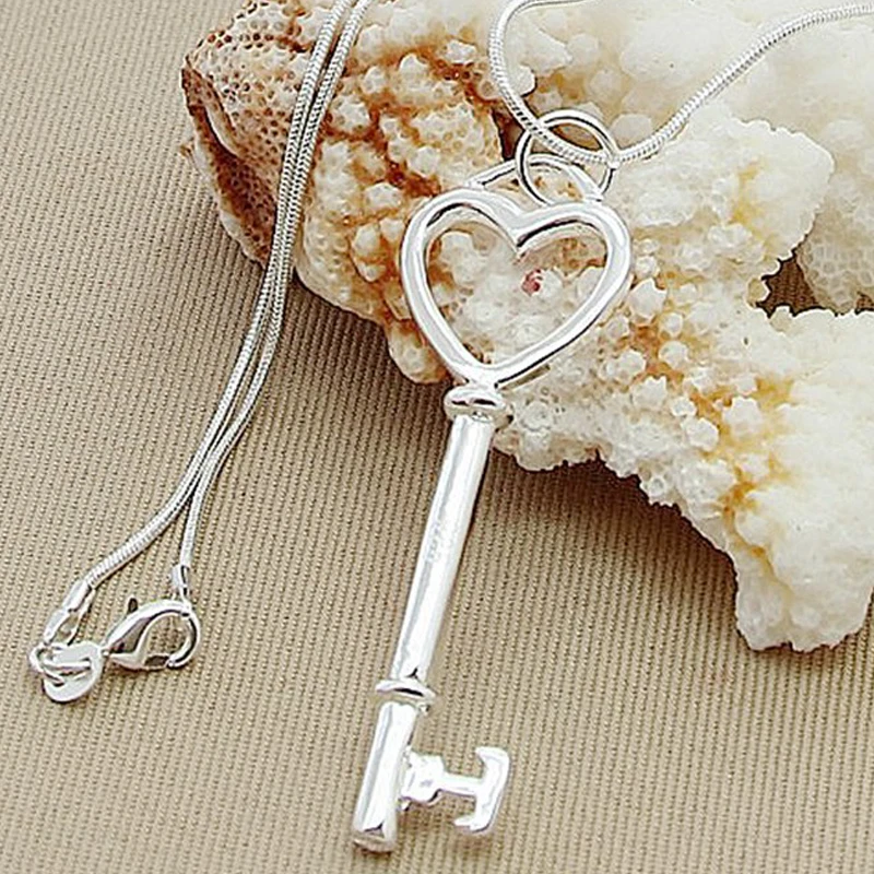 

BABYLLNT New Trendy 925 Silver Necklace Heart Key Pendant Necklace for Women Men Jewelry Accessories Gift