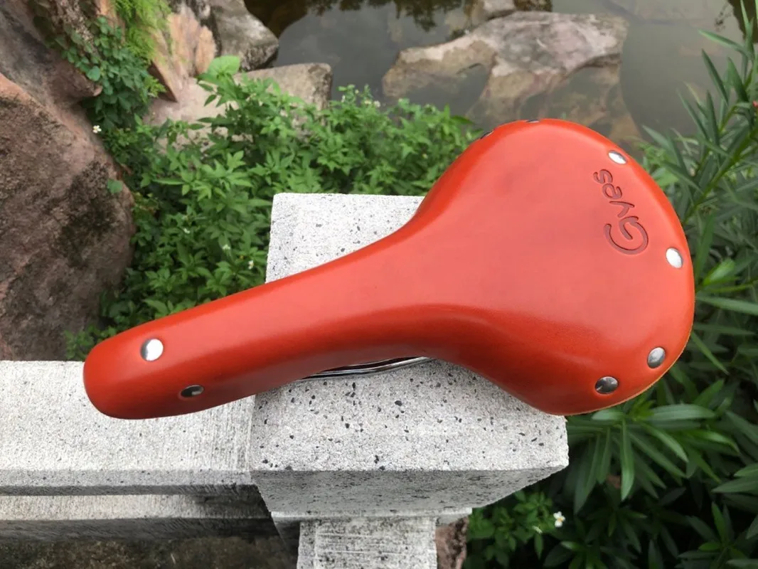 

Gyes Retro Bicycle Saddle GENUINE COW LEATHER Cycling Saddle Vintage Seat Custion Road Bike MTB Saddle Classic Brown Bike Seat