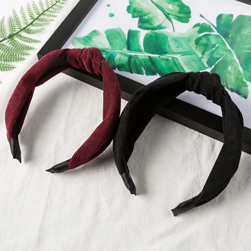 

Autumn Winter Vintage Corduroy Headband Knotted Hair Hoop Bands Solid Hairband Top Hair Accessories for Women 2021 New Headdress