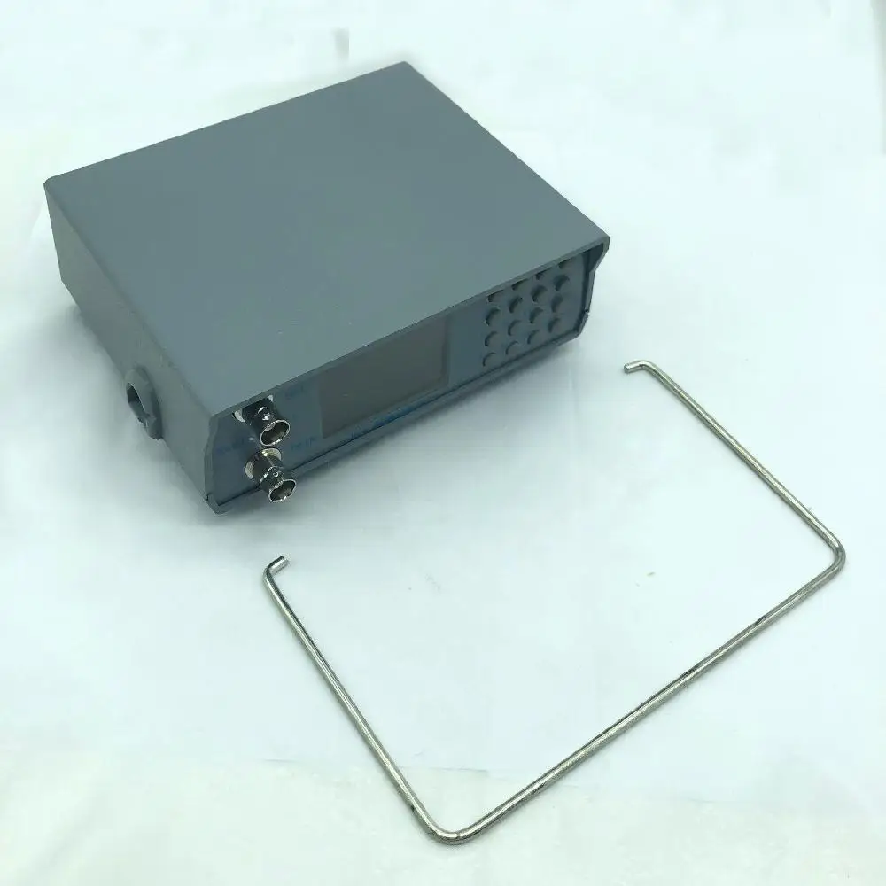 Простой анализатор спектра UHF VHF двухдиапазонный с источником слежения 136 173 МГц/400